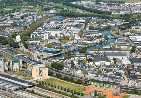 Bedrijventerreinen_1600_Schiedam_A20-1331-2-bedrijventerreinen_600x650_acf_cropped